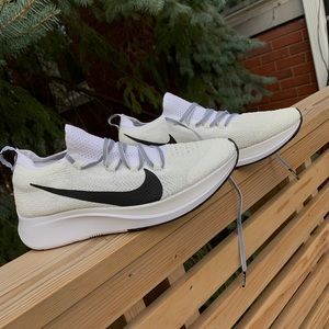 Cream/white Nike Running Shoes